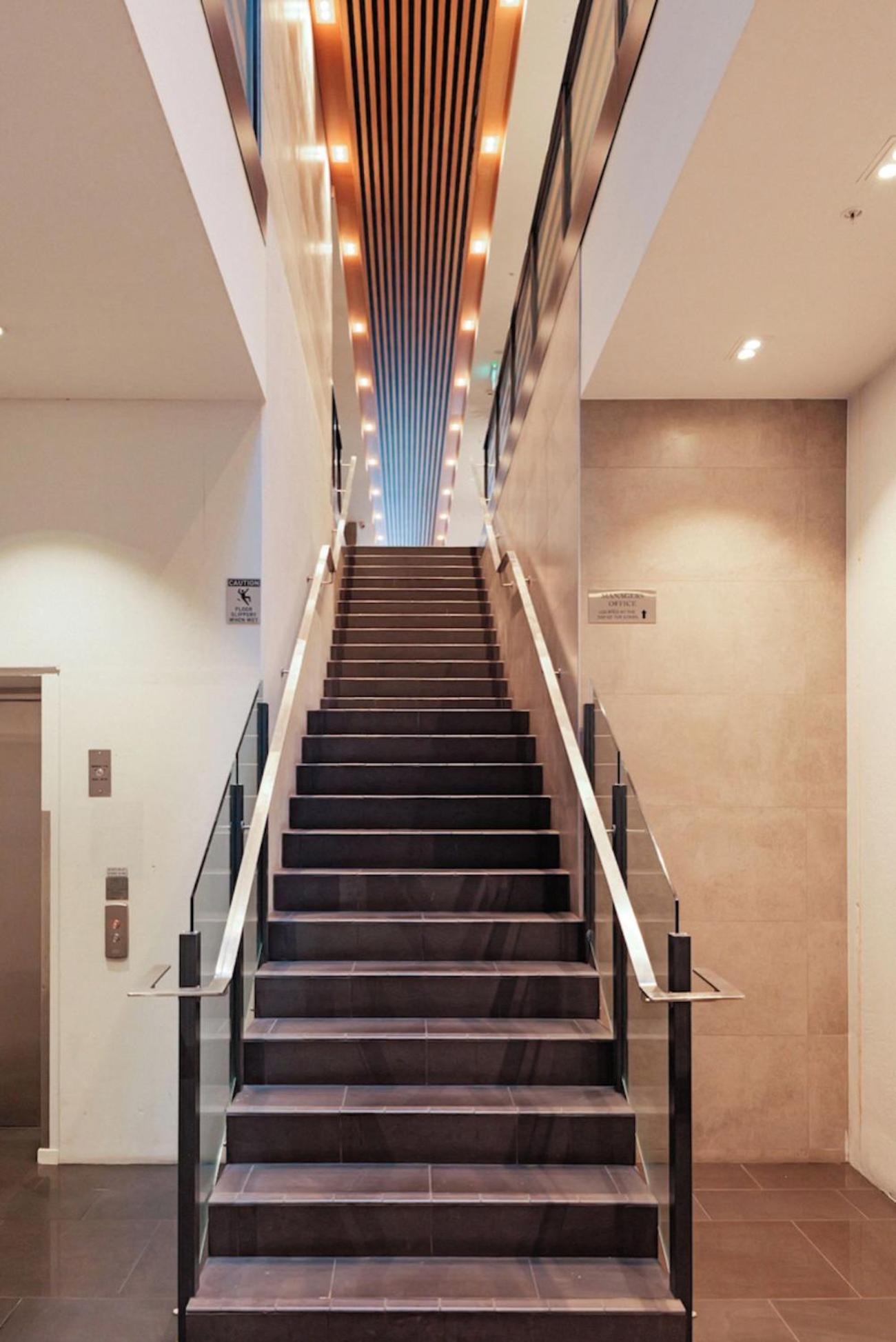 Skytower And City View 2 Bedroom Apartment On High Floor オークランド エクステリア 写真
