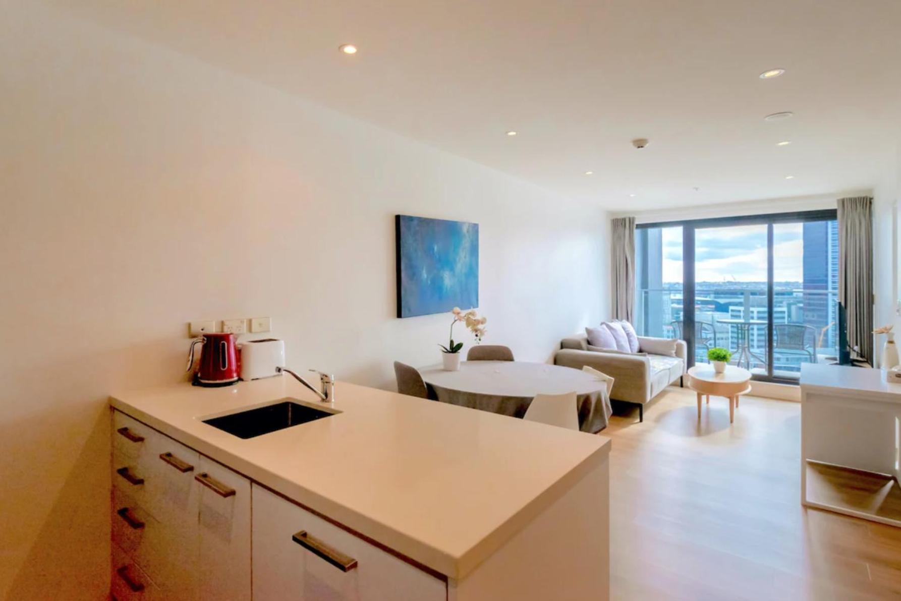 Skytower And City View 2 Bedroom Apartment On High Floor オークランド エクステリア 写真